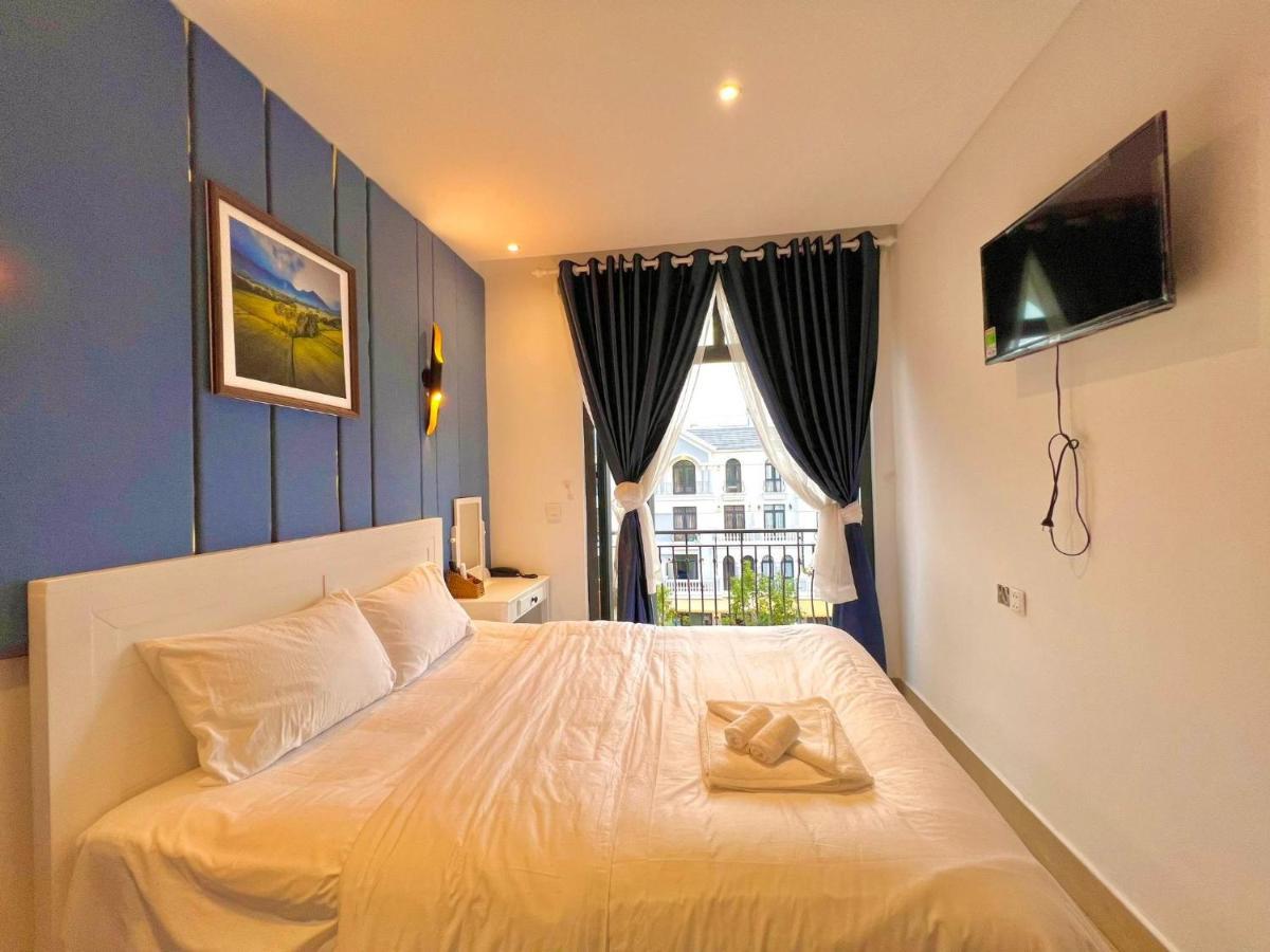 Bistro Hotel Grand World Дуонг-Донг Экстерьер фото